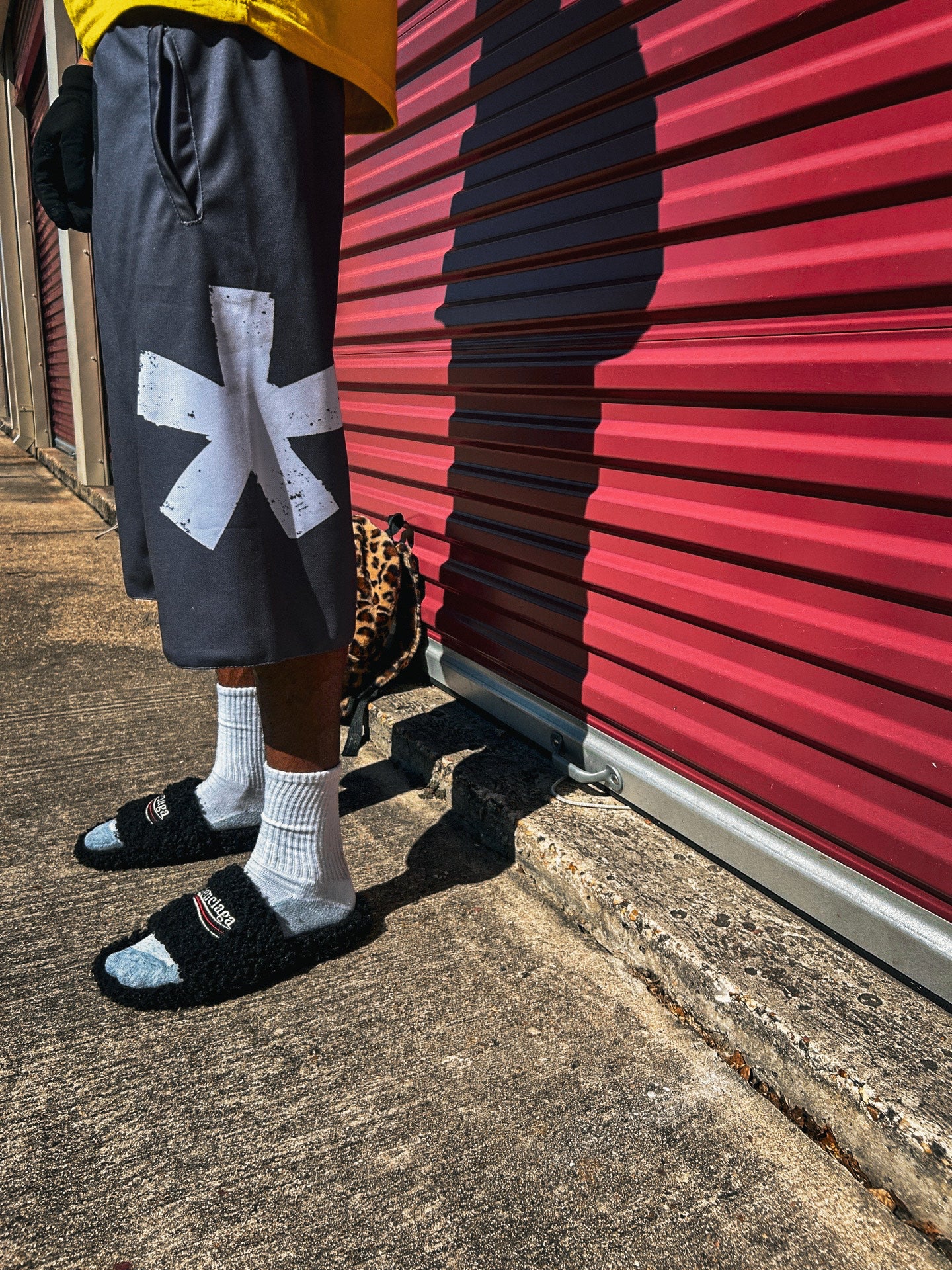 REVERSIBLE LONG MESH SHORTS