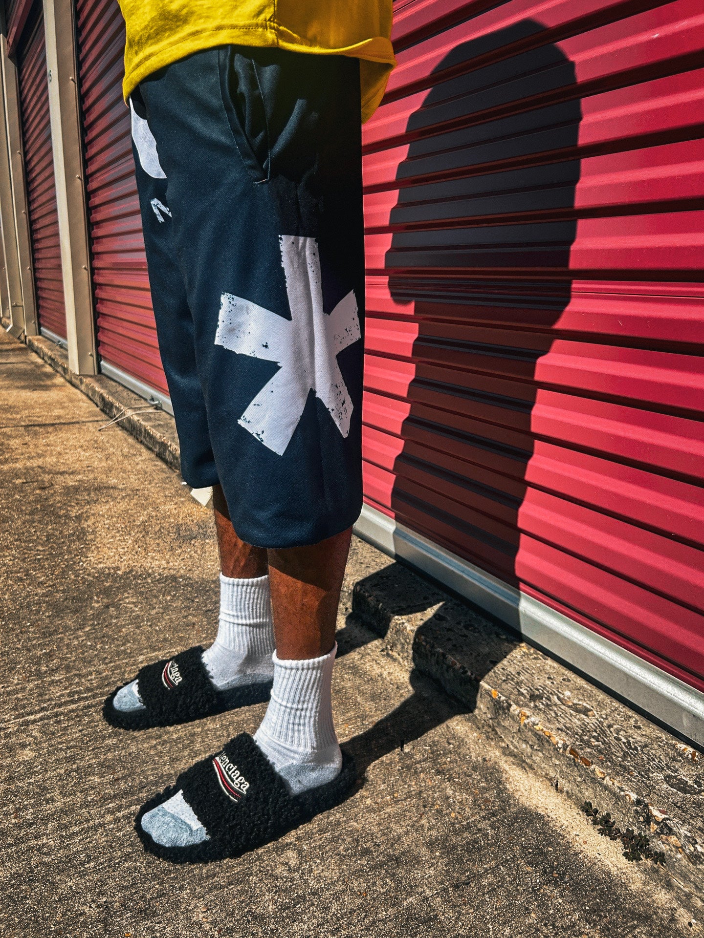 REVERSIBLE LONG MESH SHORTS