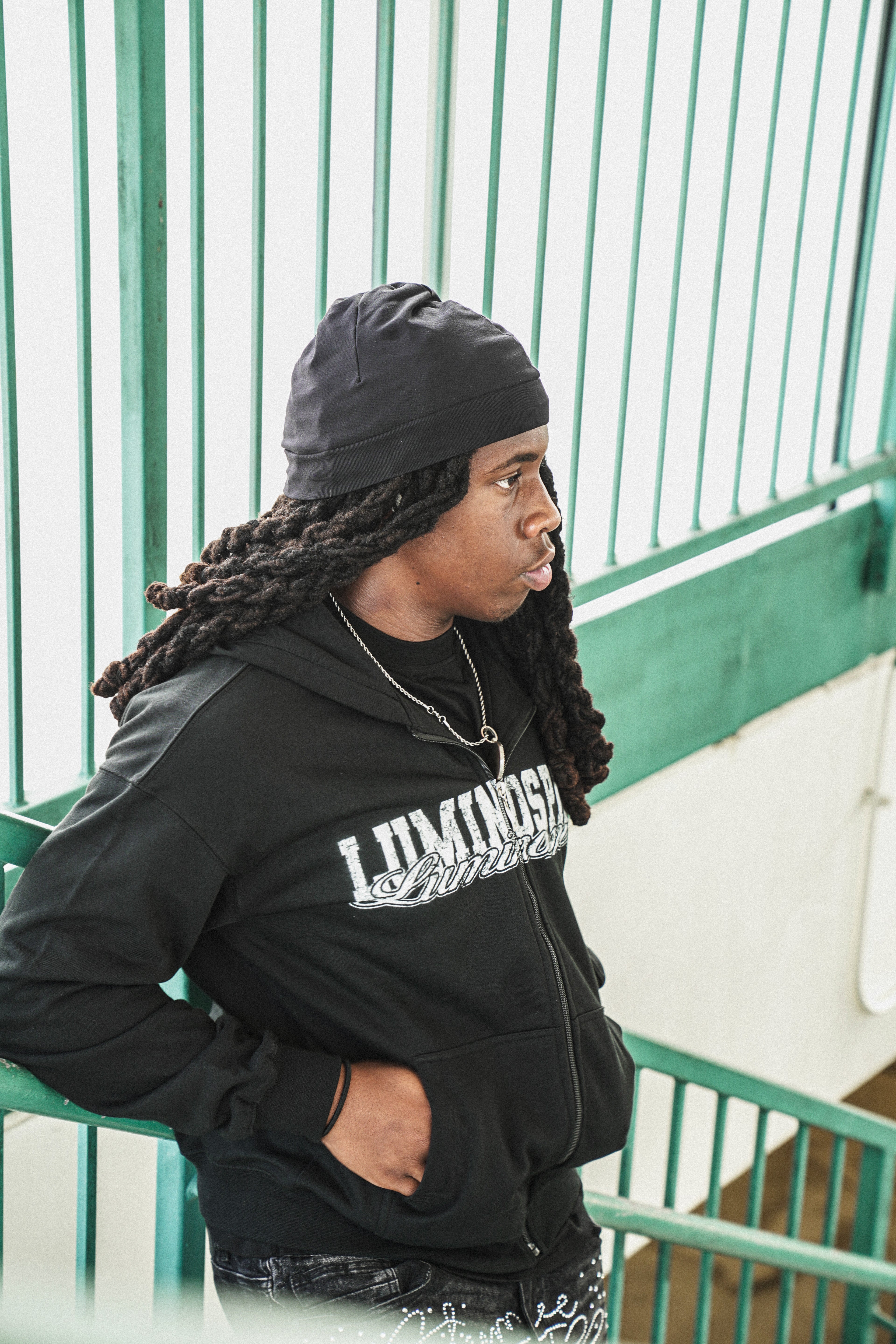 Luminospire ZIP UP